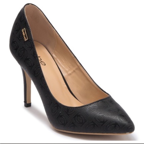 Women's Bebe Saydee Black Embossed Size 7.5 High Heels Pump Shoes - Picture 1 of 7